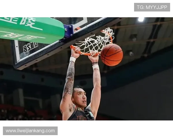 2017年CBA季后赛北京队与山东队精彩对决回顾与分析